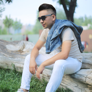 美女搞笑逼逼图
